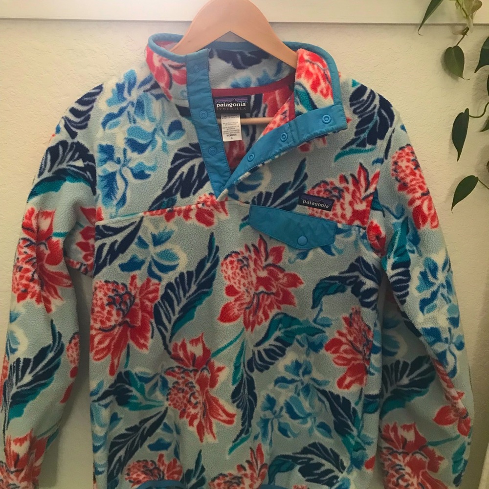 Patagonia Colorful Floral Synchilla Fleece Size Small